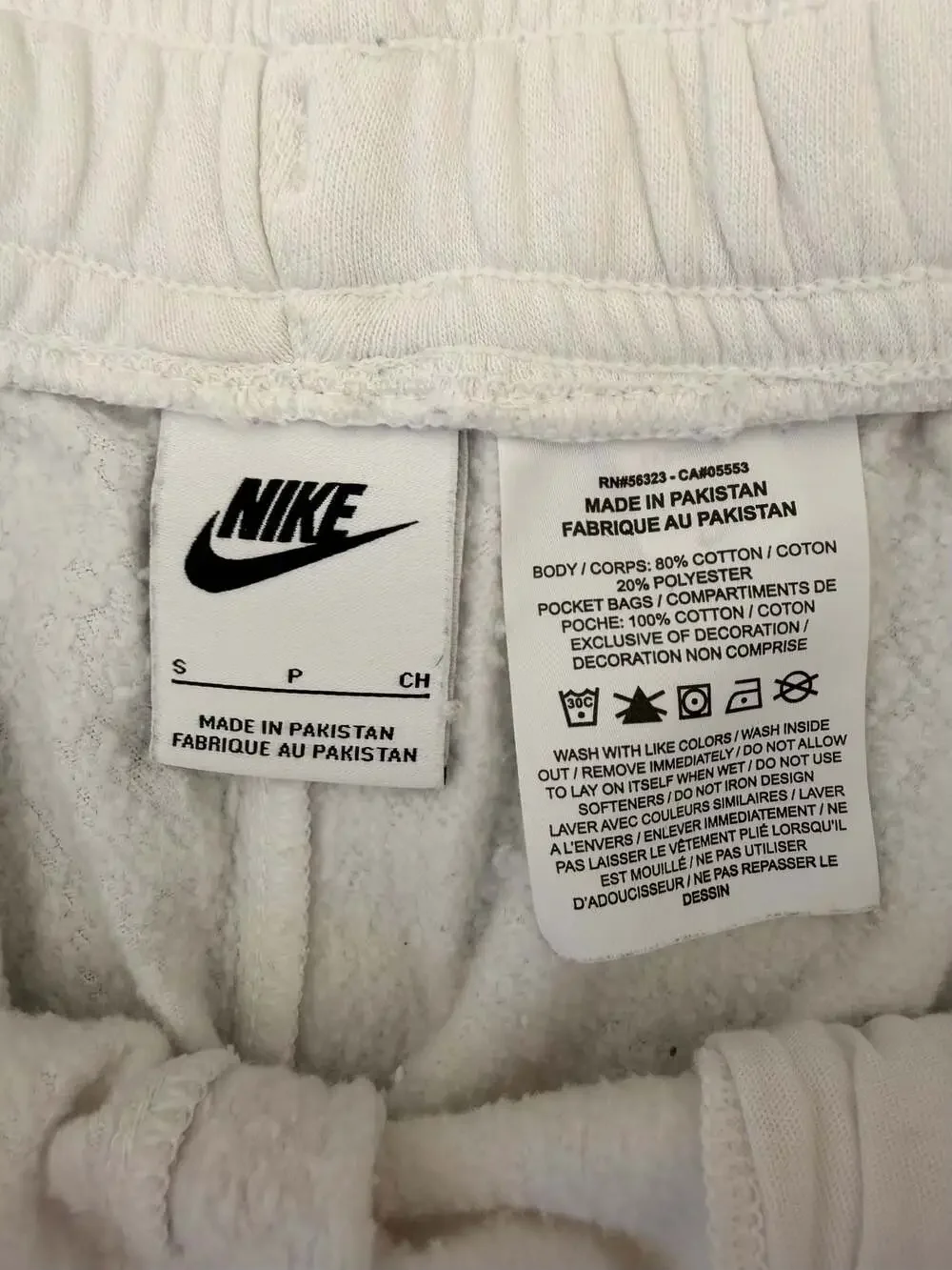 Nike Sportswear Club Fleece Just Do It Embroidered Shorts